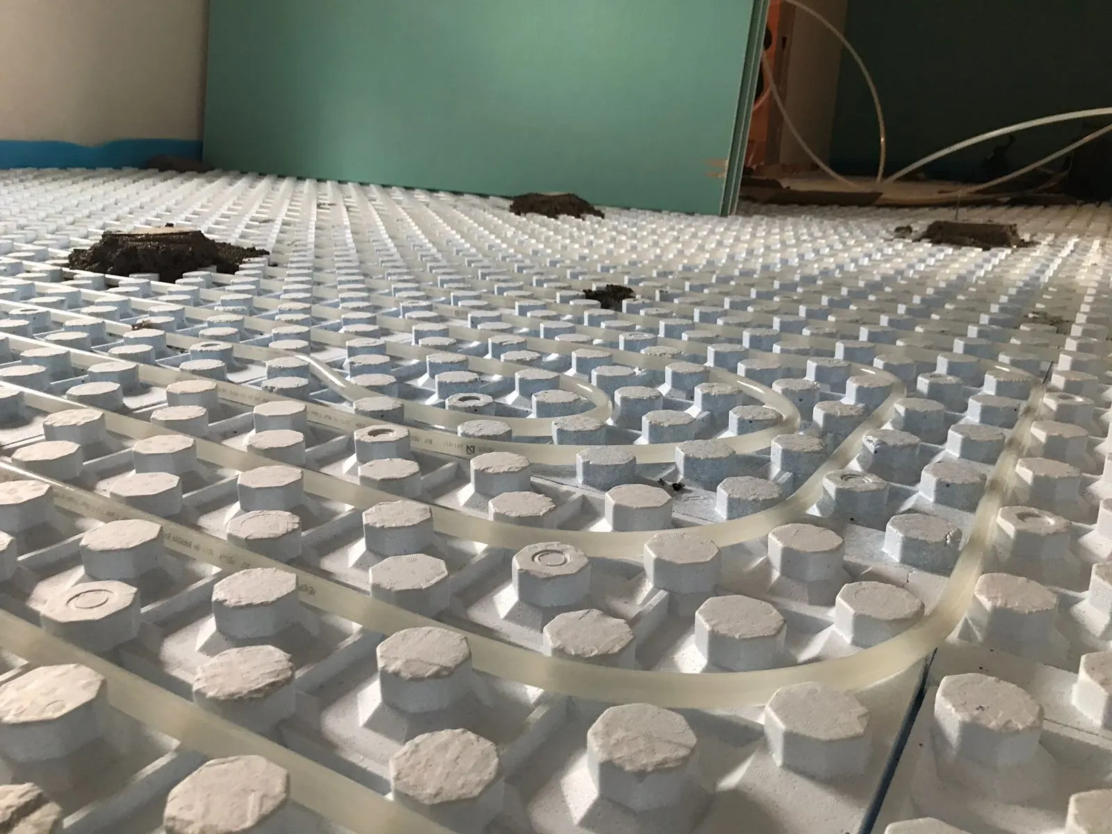 Instalación de suelo radiante para casa de campo