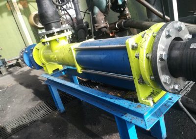 Instal·lació i automatització de bomba per a depuradora d’aigües residuals